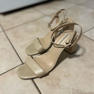 Antonio Melani Nude Heels
